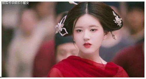 娱乐吃瓜君白莲花女明星,白莲花女明星的娱乐吃瓜大揭秘