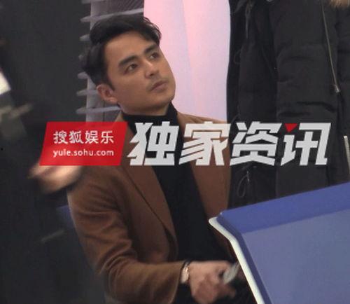 娱乐吃瓜老板是谁啊图片,他是谁？背后的故事与影响力  第3张